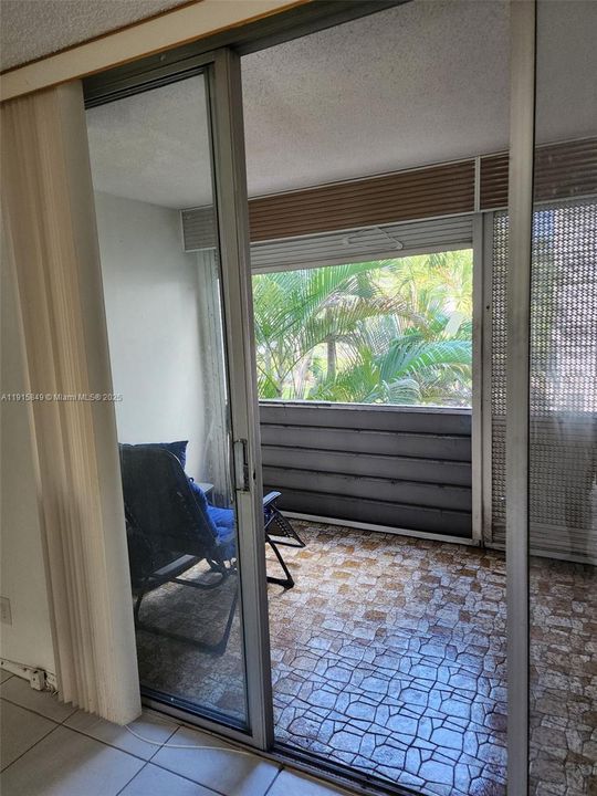 На продажу: $60,000 (1 спален, 1 ванн, 705 Квадратных фут)