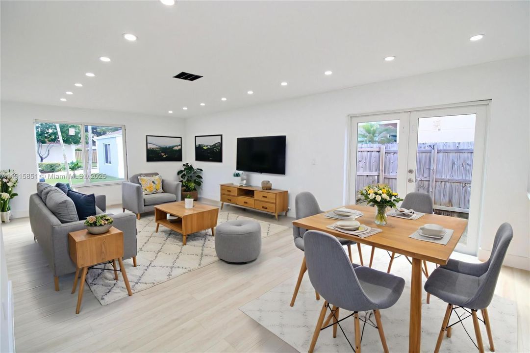 待售: $530,000 (3 贝兹, 2 浴室, 1369 平方英尺)