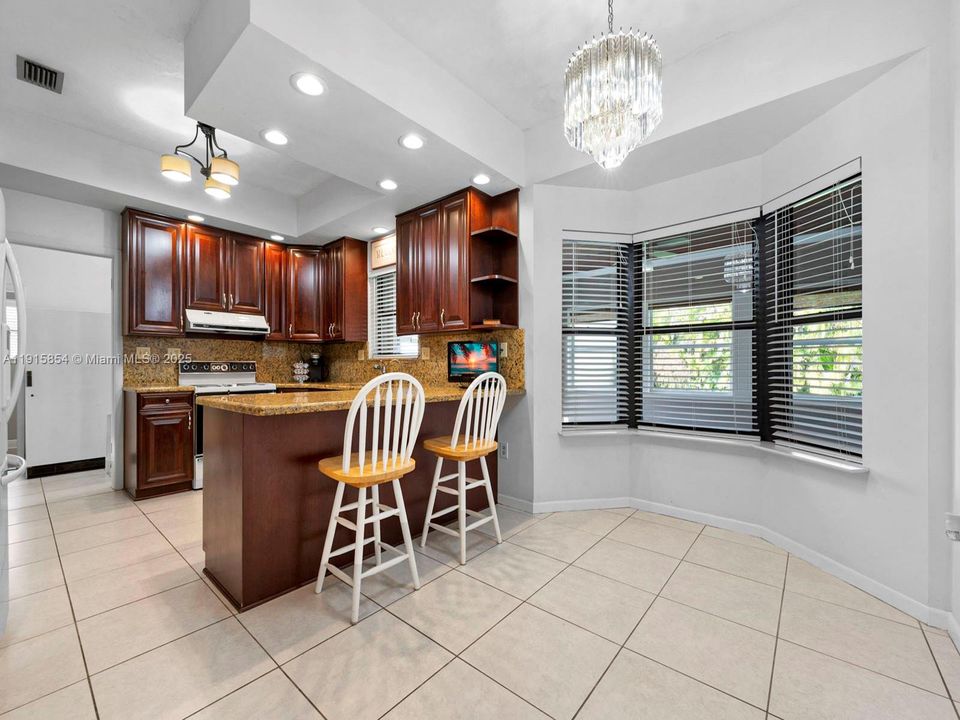 For Sale: $939,990 (3 beds, 2 baths, 2804 Square Feet)