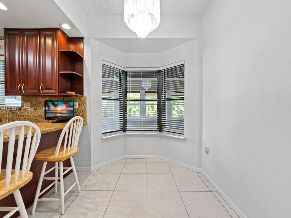 For Sale: $939,990 (3 beds, 2 baths, 2804 Square Feet)