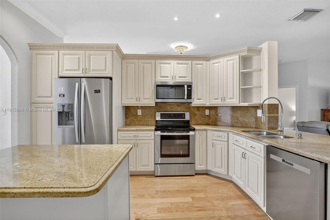 For Sale: $825,000 (4 beds, 2 baths, 2172 Square Feet)