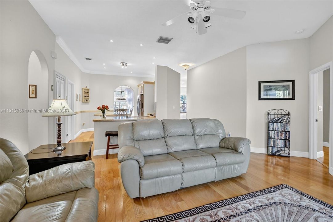 For Sale: $825,000 (4 beds, 2 baths, 2172 Square Feet)