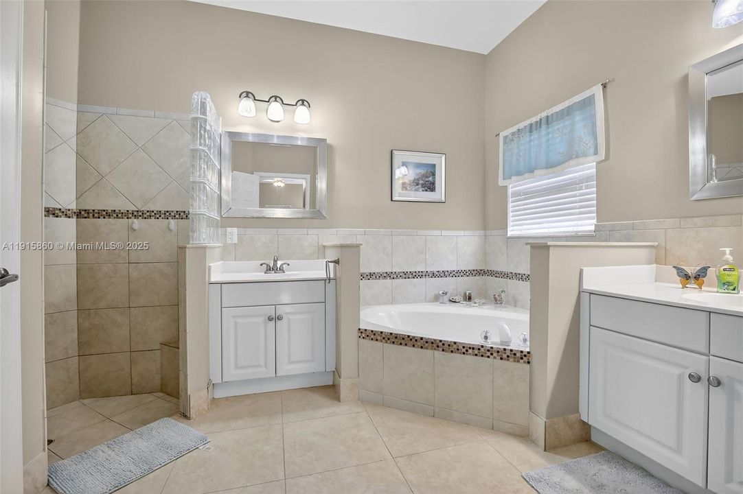 For Sale: $825,000 (4 beds, 2 baths, 2172 Square Feet)