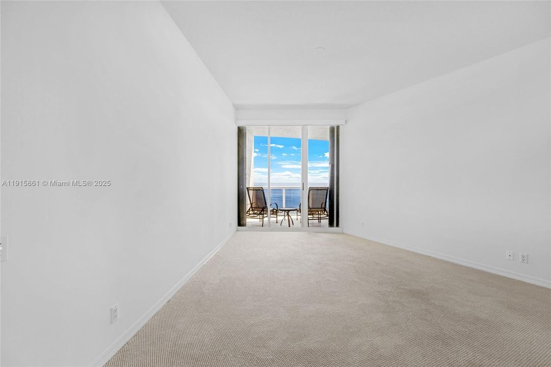 For Rent: $6,000 (2 beds, 2 baths, 1630 Square Feet)