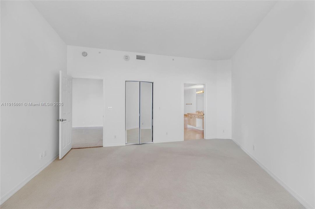 For Rent: $6,000 (2 beds, 2 baths, 1630 Square Feet)