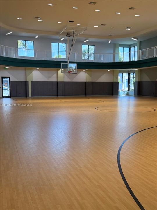 En Venta: $720,000 (3 camas, 2 baños, 1604 Pies cuadrados)