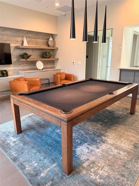 En Venta: $720,000 (3 camas, 2 baños, 1604 Pies cuadrados)