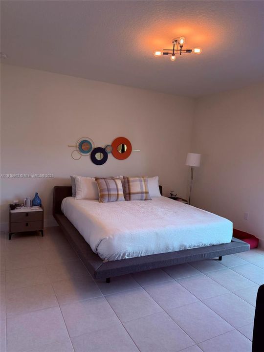 En Venta: $720,000 (3 camas, 2 baños, 1604 Pies cuadrados)