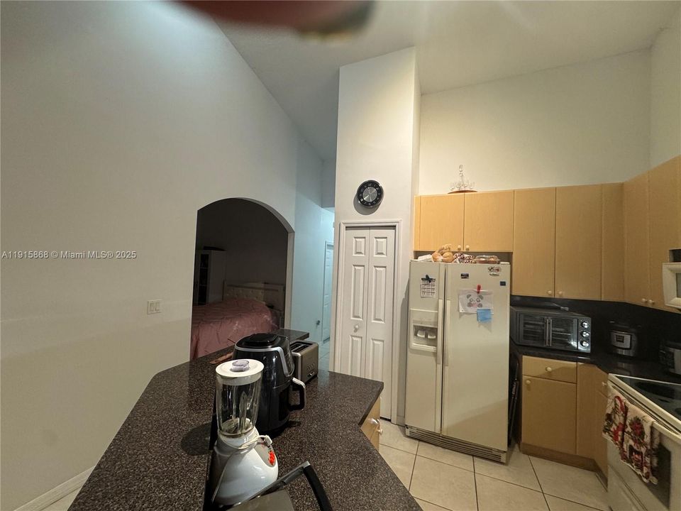 En Venta: $334,900 (2 camas, 2 baños, 1258 Pies cuadrados)