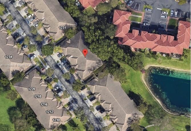 En Venta: $334,900 (2 camas, 2 baños, 1258 Pies cuadrados)