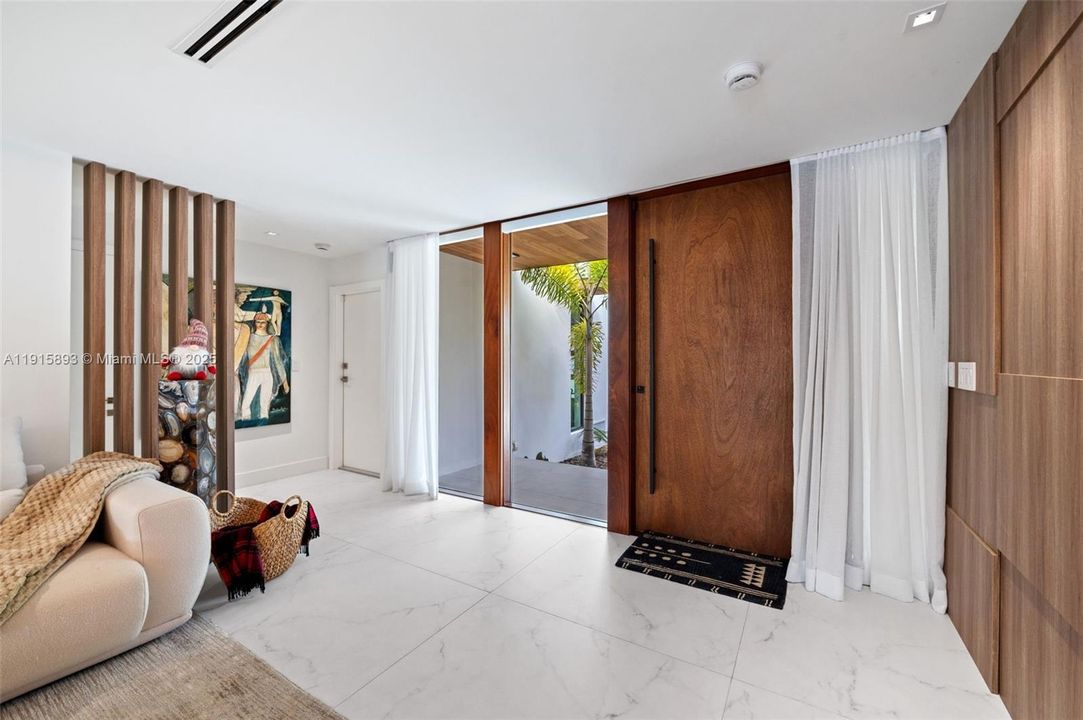 For Sale: $5,500,000 (4 beds, 5 baths, 2770 Square Feet)