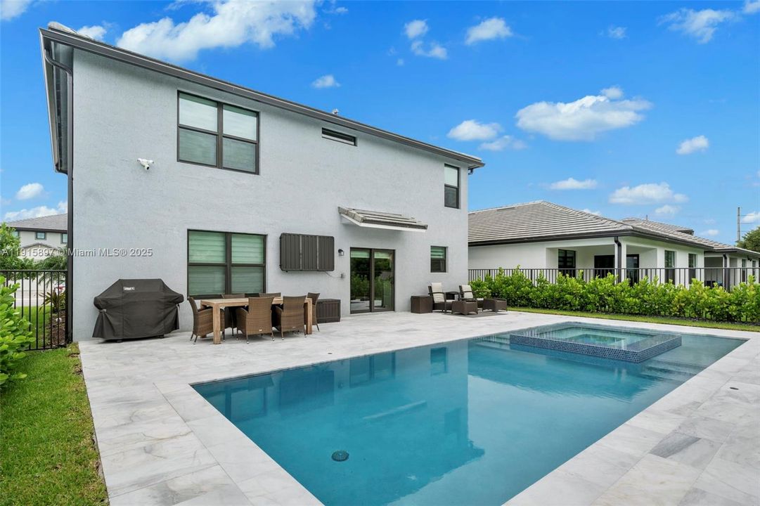 For Sale: $715,000 (4 beds, 2 baths, 2299 Square Feet)