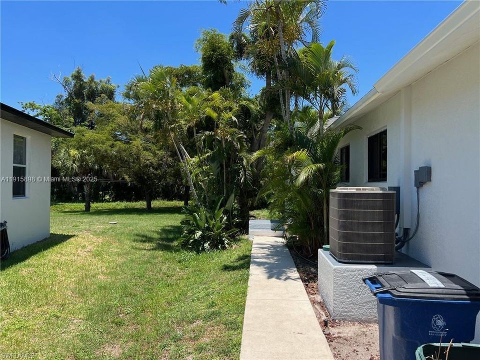 待售: $638,900 (5 贝兹, 3 浴室, 2585 平方英尺)