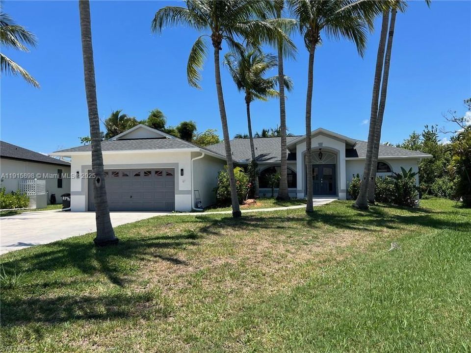 待售: $638,900 (5 贝兹, 3 浴室, 2585 平方英尺)