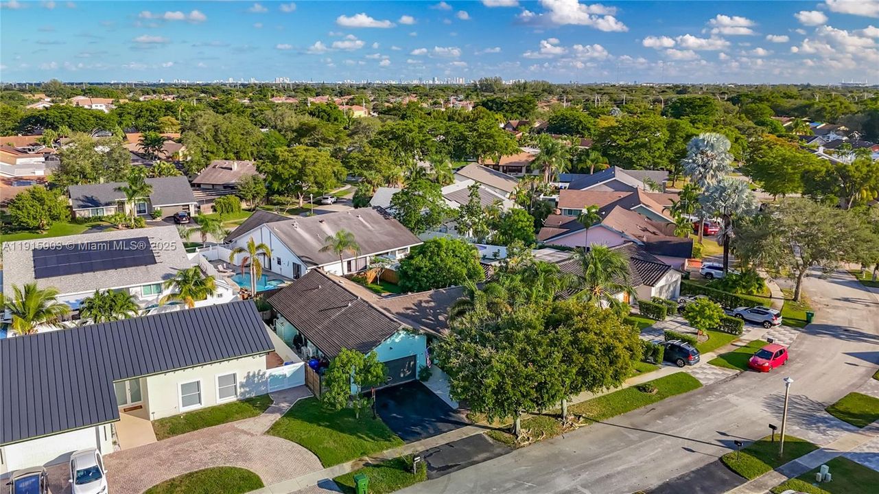 待售: $690,000 (3 贝兹, 2 浴室, 1805 平方英尺)