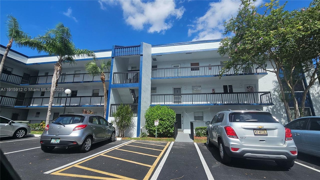 На продажу: $89,000 (1 спален, 1 ванн, 597 Квадратных фут)