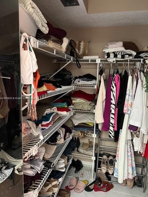 For Sale: $256,000 (2 beds, 2 baths, 1192 Square Feet)