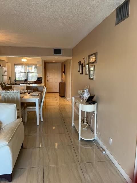 For Sale: $256,000 (2 beds, 2 baths, 1192 Square Feet)