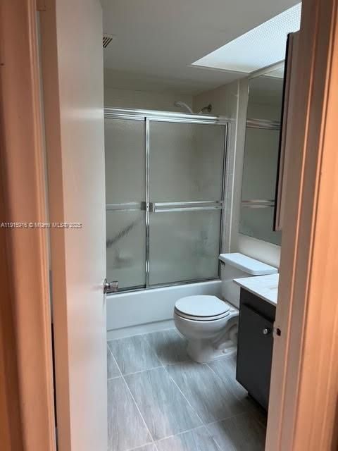 For Sale: $256,000 (2 beds, 2 baths, 1192 Square Feet)