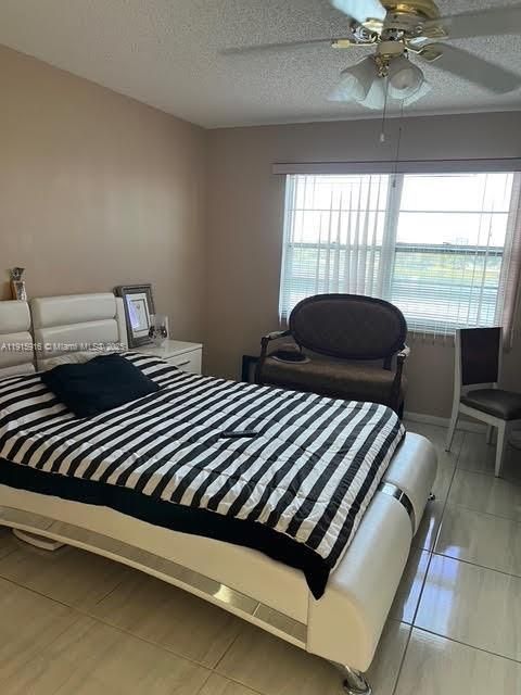 For Sale: $256,000 (2 beds, 2 baths, 1192 Square Feet)