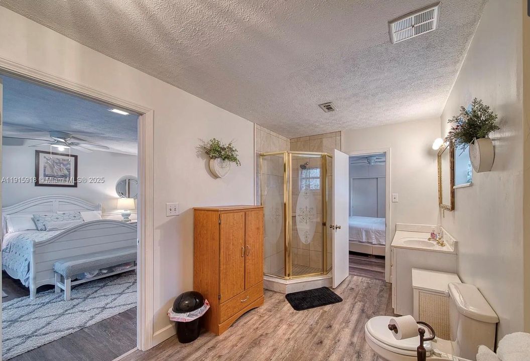 В аренду: $2,800 (4 спален, 3 ванн, 0 Квадратных фут)