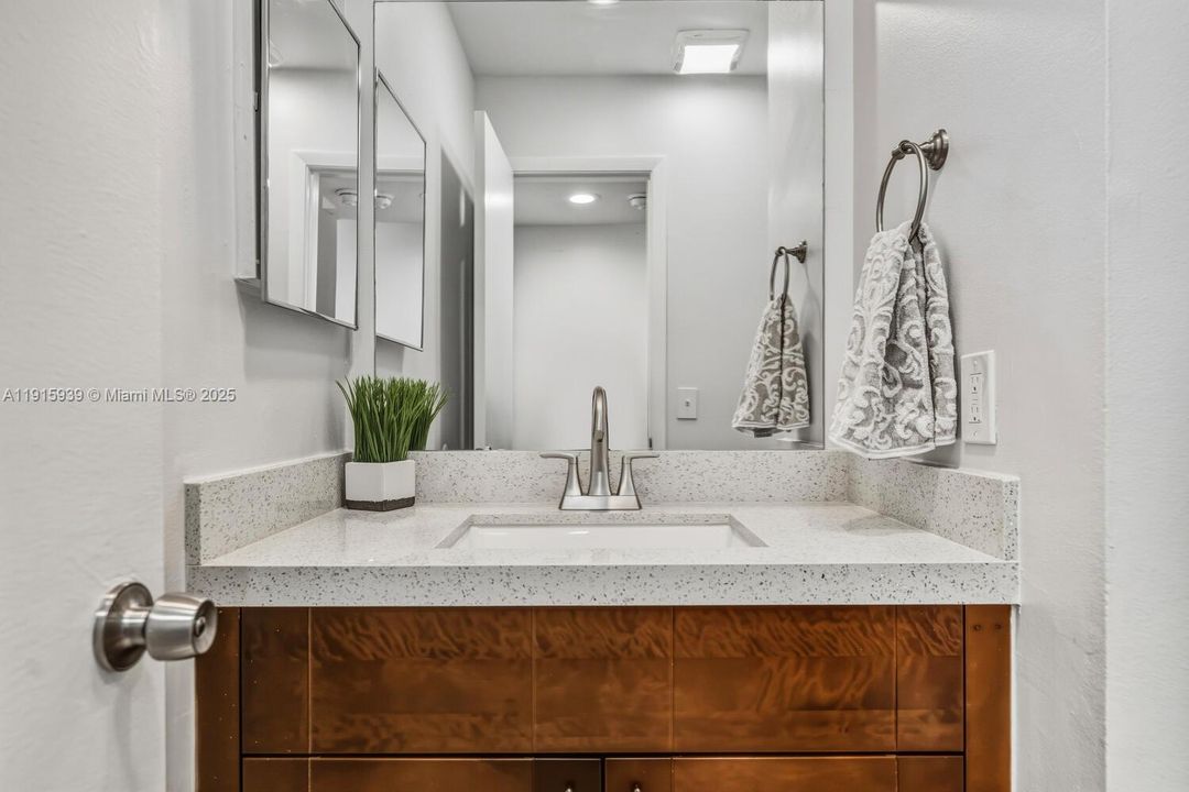 На продажу: $530,000 (3 спален, 2 ванн, 1423 Квадратных фут)