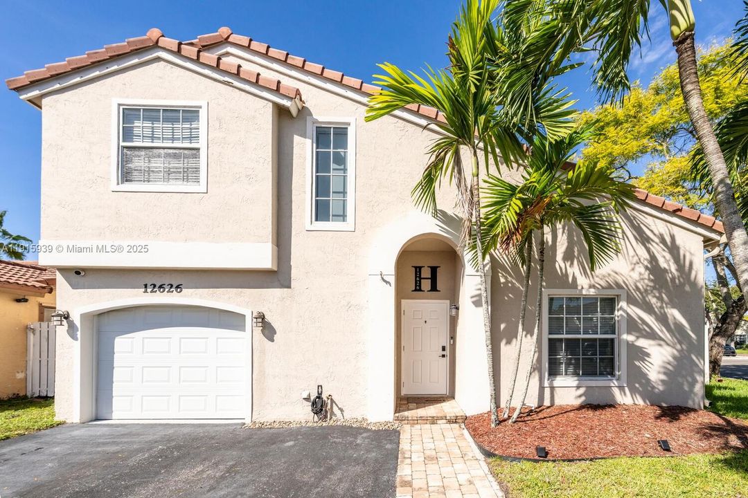 На продажу: $530,000 (3 спален, 2 ванн, 1423 Квадратных фут)