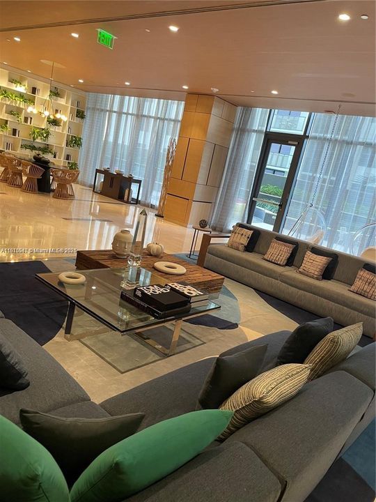 En Renta: $8,500 (3 camas, 4 baños, 1712 Pies cuadrados)