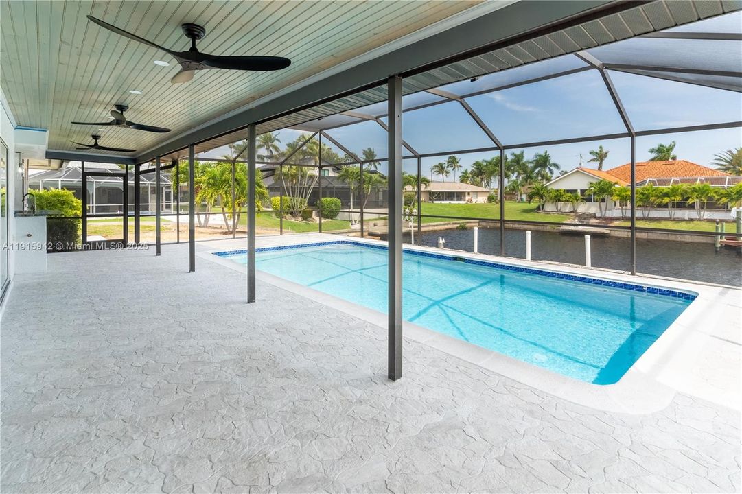 En Venta: $749,000 (3 camas, 2 baños, 1795 Pies cuadrados)