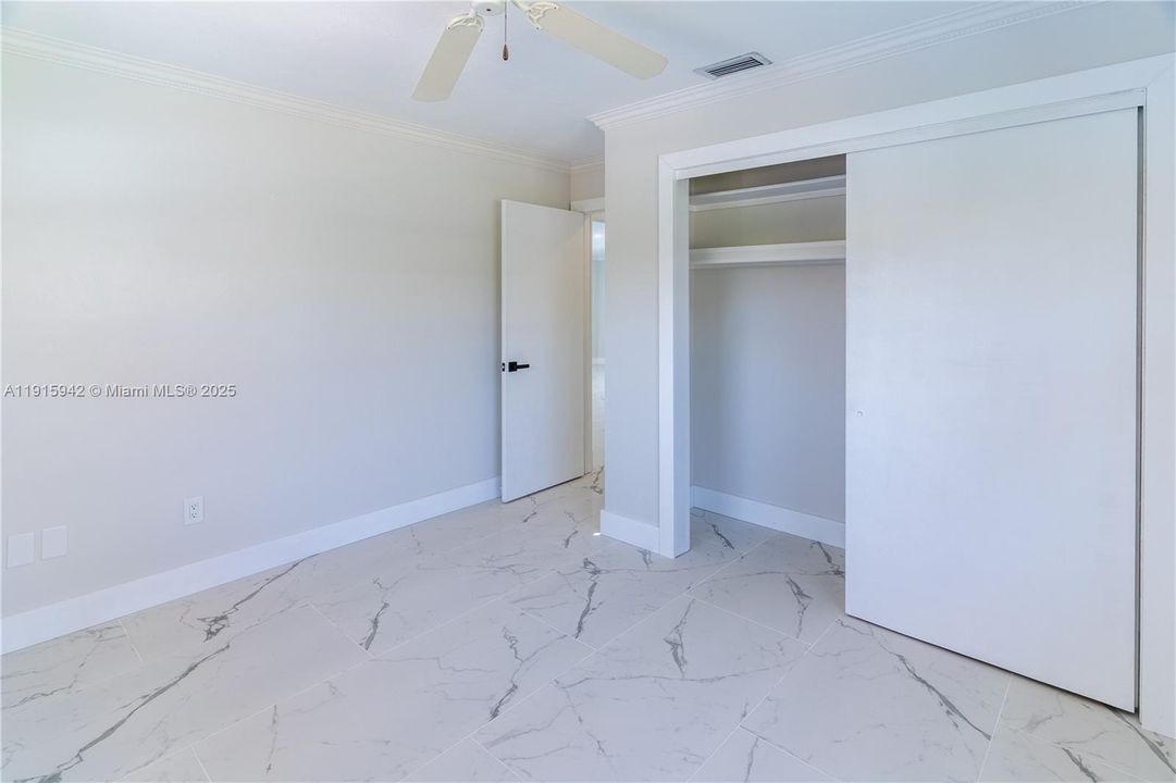 En Venta: $749,000 (3 camas, 2 baños, 1795 Pies cuadrados)