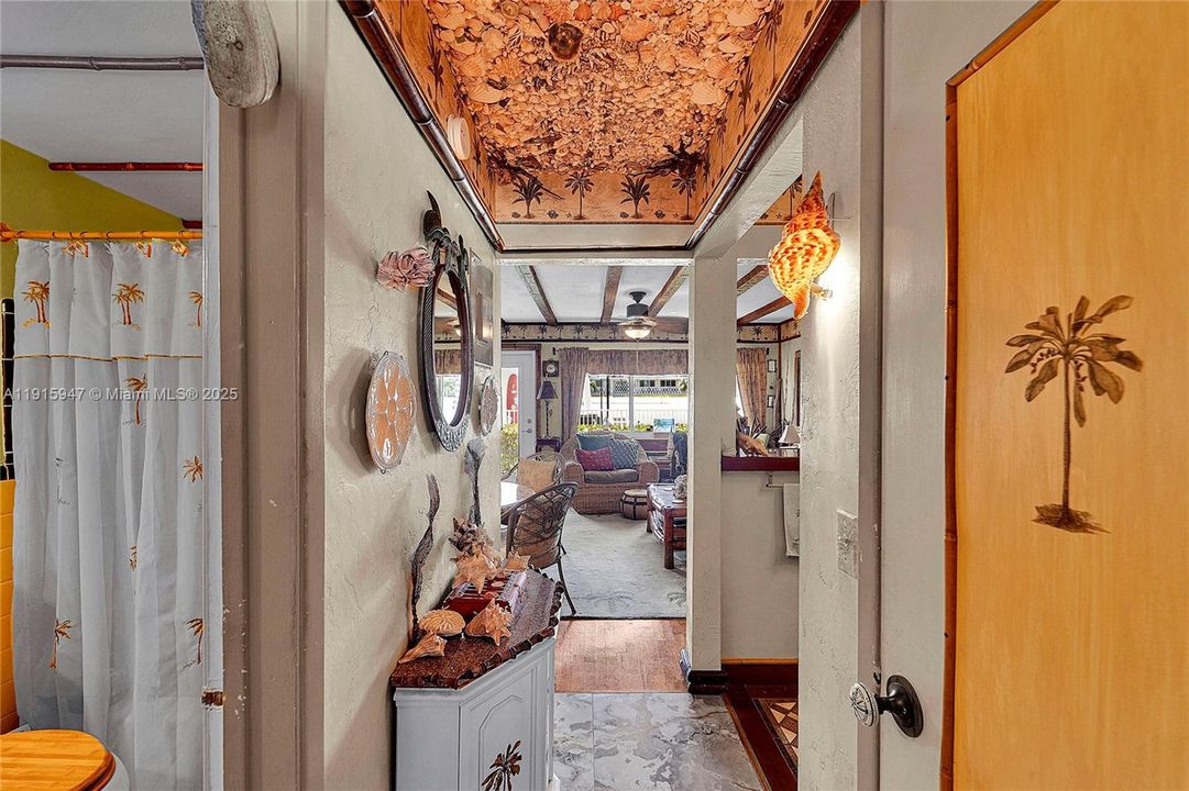 На продажу: $129,000 (1 спален, 1 ванн, 600 Квадратных фут)