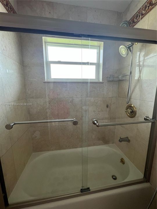 На продажу: $750,000 (4 спален, 2 ванн, 1248 Квадратных фут)