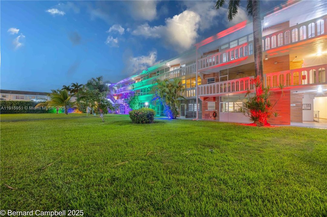 待售: $120,000 (1 贝兹, 1 浴室, 650 平方英尺)