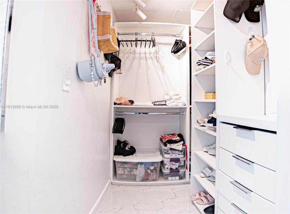 Недавно арендовано: $4,500 (2 спален, 2 ванн, 1100 Квадратных фут)