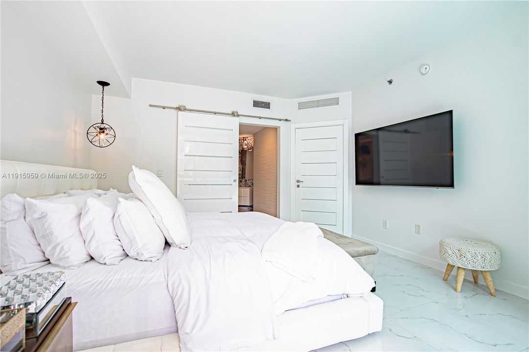 Недавно арендовано: $4,500 (2 спален, 2 ванн, 1100 Квадратных фут)