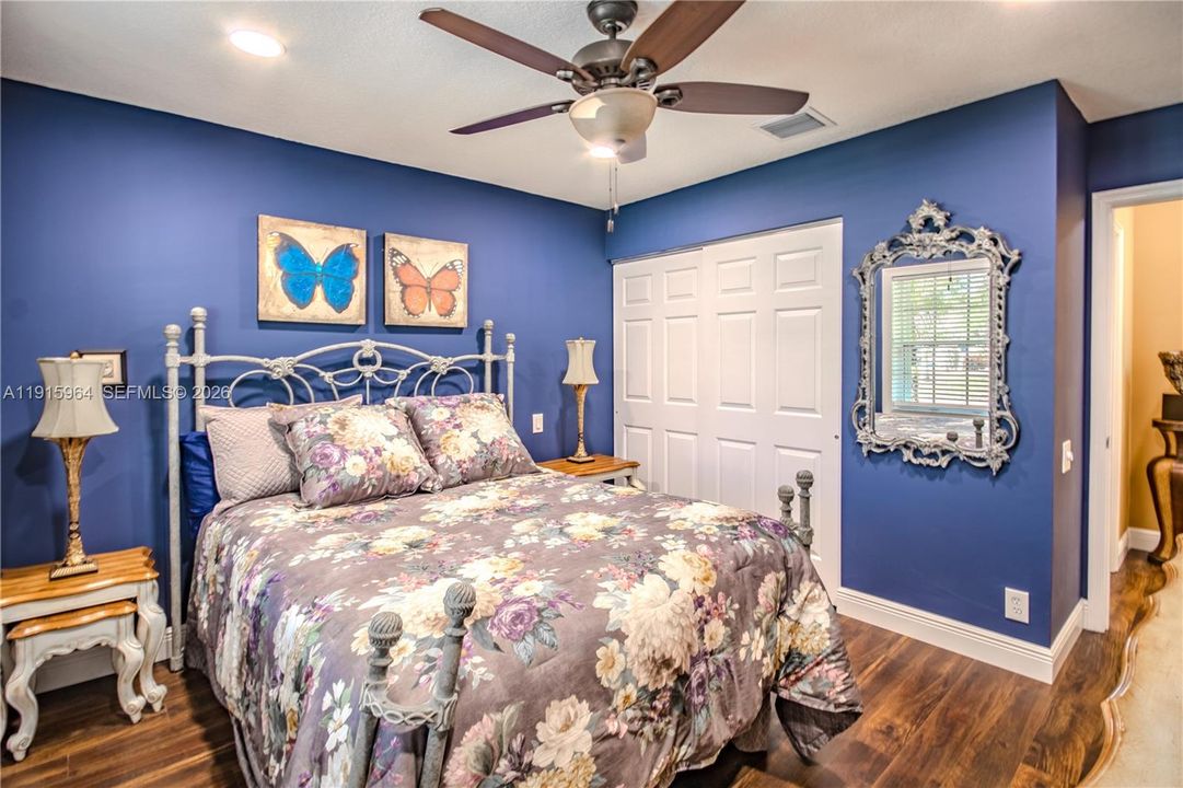 Active With Contract: $420,000 (3 beds, 2 baths, 1852 Square Feet)