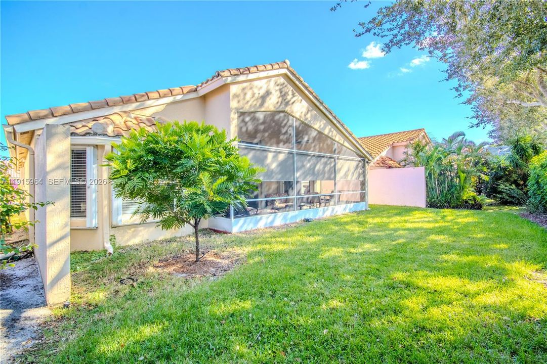 Active With Contract: $420,000 (3 beds, 2 baths, 1852 Square Feet)