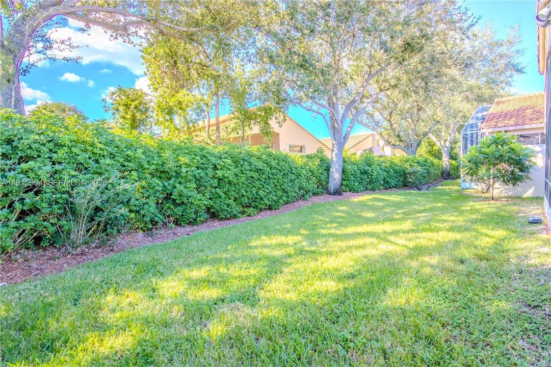Active With Contract: $420,000 (3 beds, 2 baths, 1852 Square Feet)