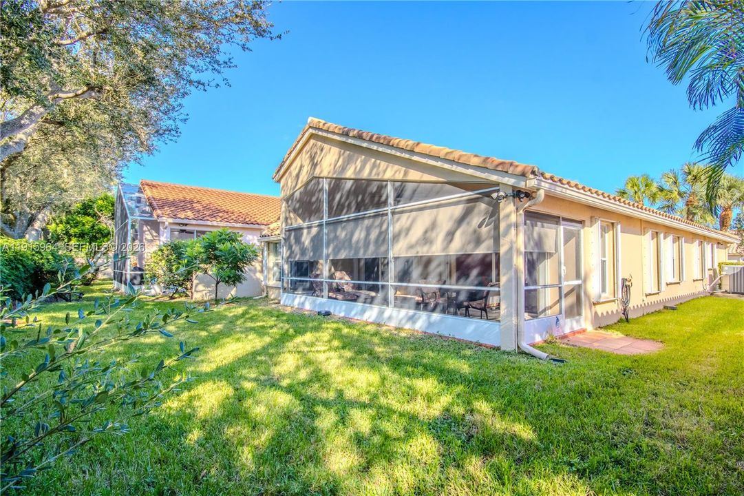 Active With Contract: $420,000 (3 beds, 2 baths, 1852 Square Feet)