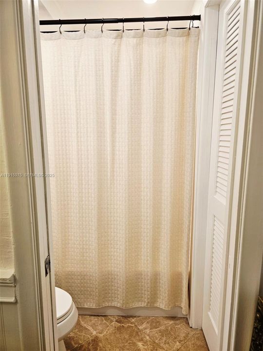 Primary shower and Tub