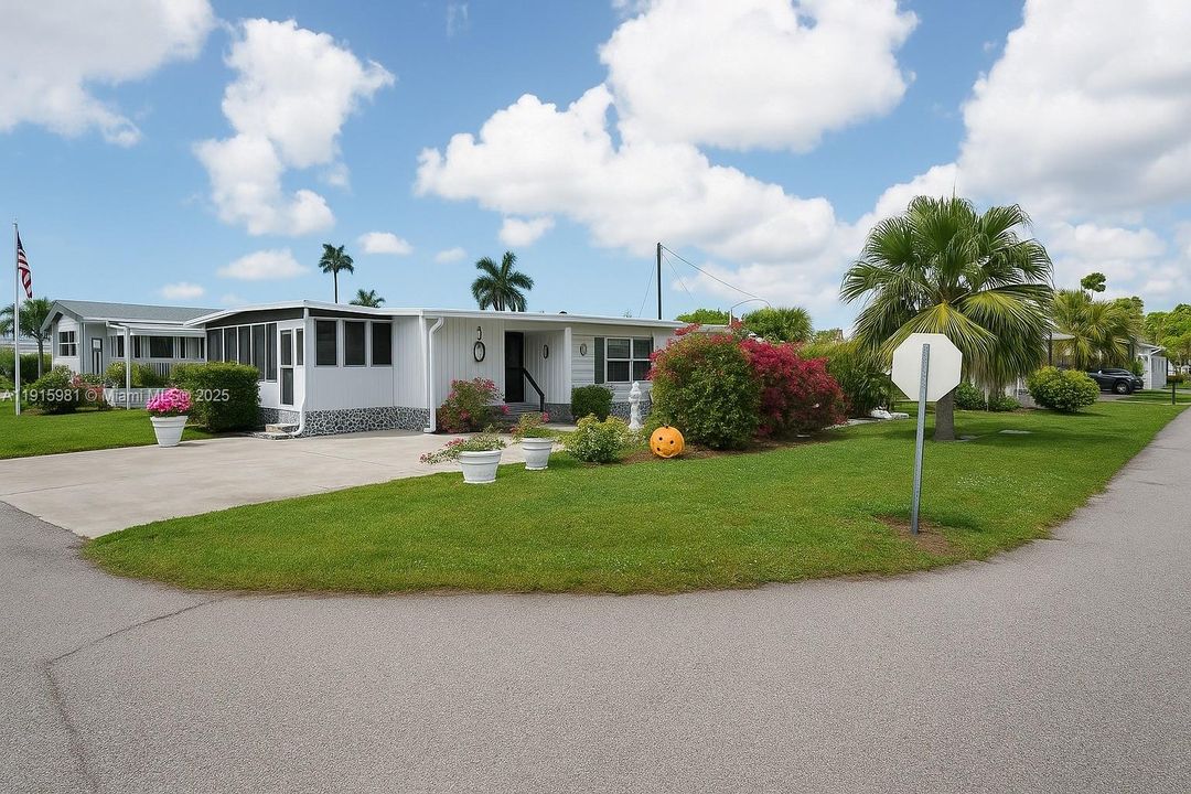 For Sale: $192,900 (3 beds, 2 baths, 0 Square Feet)