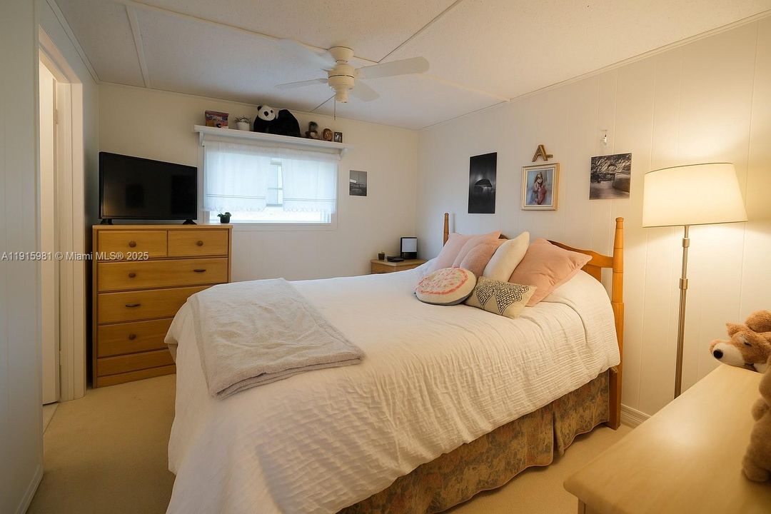 For Sale: $192,900 (3 beds, 2 baths, 0 Square Feet)