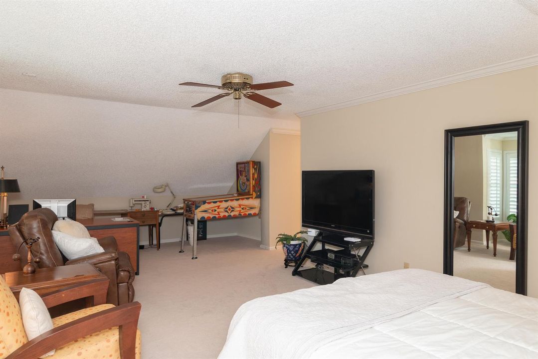 © Clark- 3360 SE Golf Trail-048