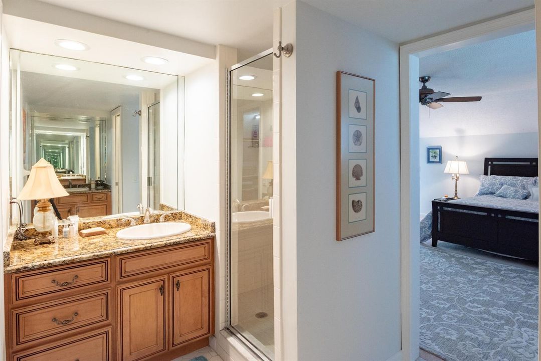 © Clark- 3360 SE Golf Trail-055