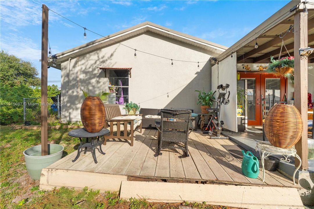 For Sale: $379,900 (3 beds, 2 baths, 0 Square Feet)