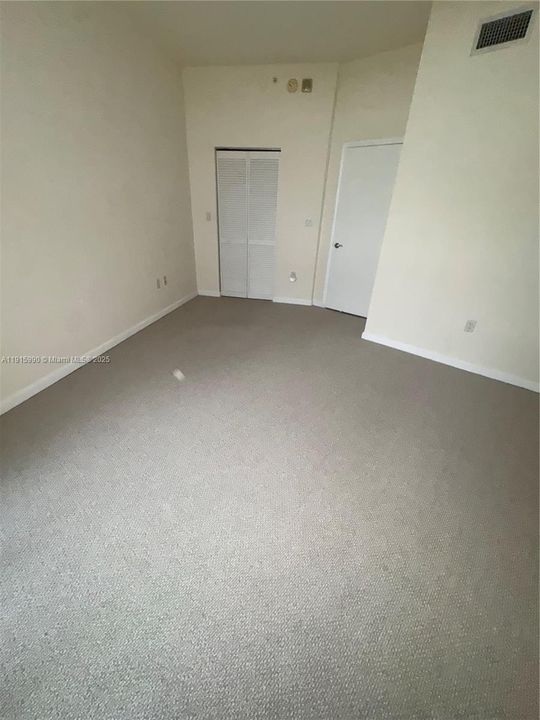 En Venta: $345,000 (1 camas, 1 baños, 860 Pies cuadrados)