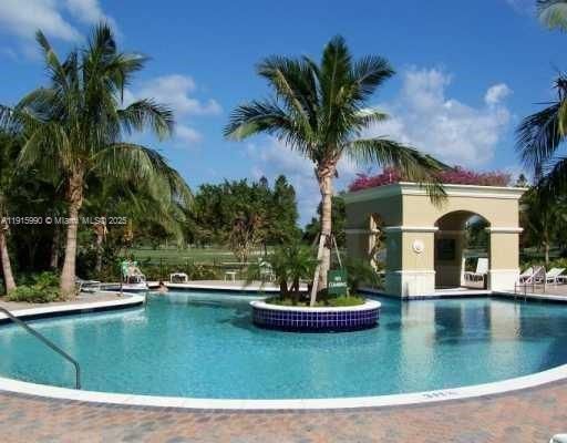 En Venta: $345,000 (1 camas, 1 baños, 860 Pies cuadrados)