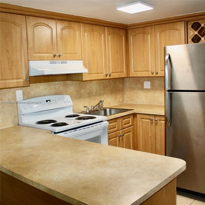 En Renta: $2,400 (2 camas, 2 baños, 1032 Pies cuadrados)