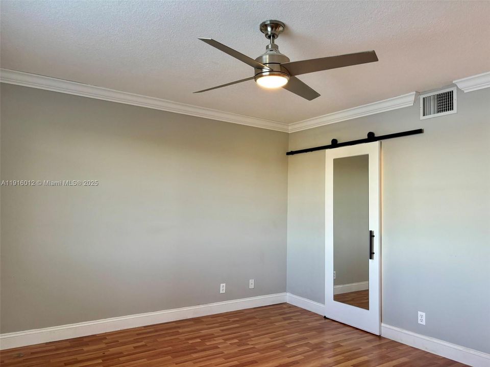 Activo con contrato: $3,500 (3 camas, 2 baños, 1443 Pies cuadrados)