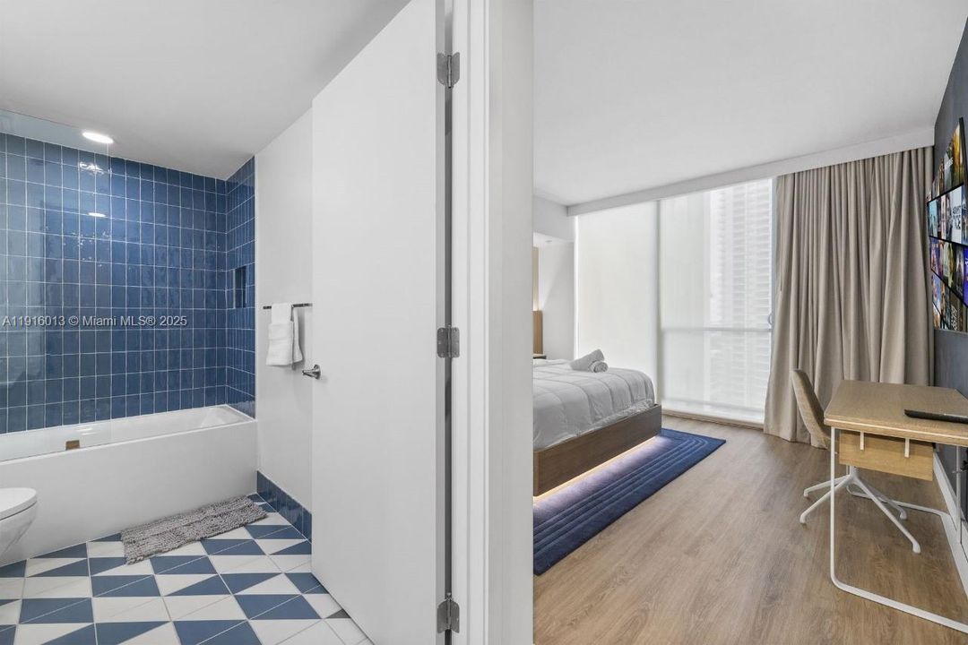 待售: $399,000 (0 贝兹, 1 浴室, 332 平方英尺)